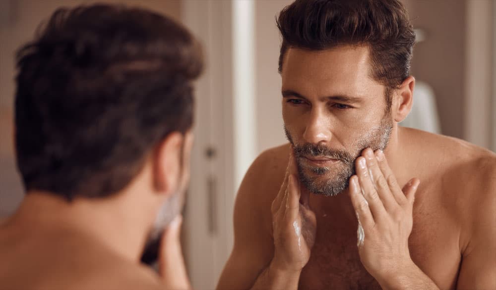 Hautpflege-Meisterklasse: Die Essentials von Gesichtscreme Männer