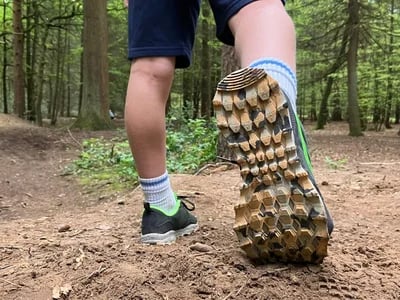 Kostenloser Versand und tolle Designs: Top Sneaker für kleine Füße bei Sneaker4Kids!
