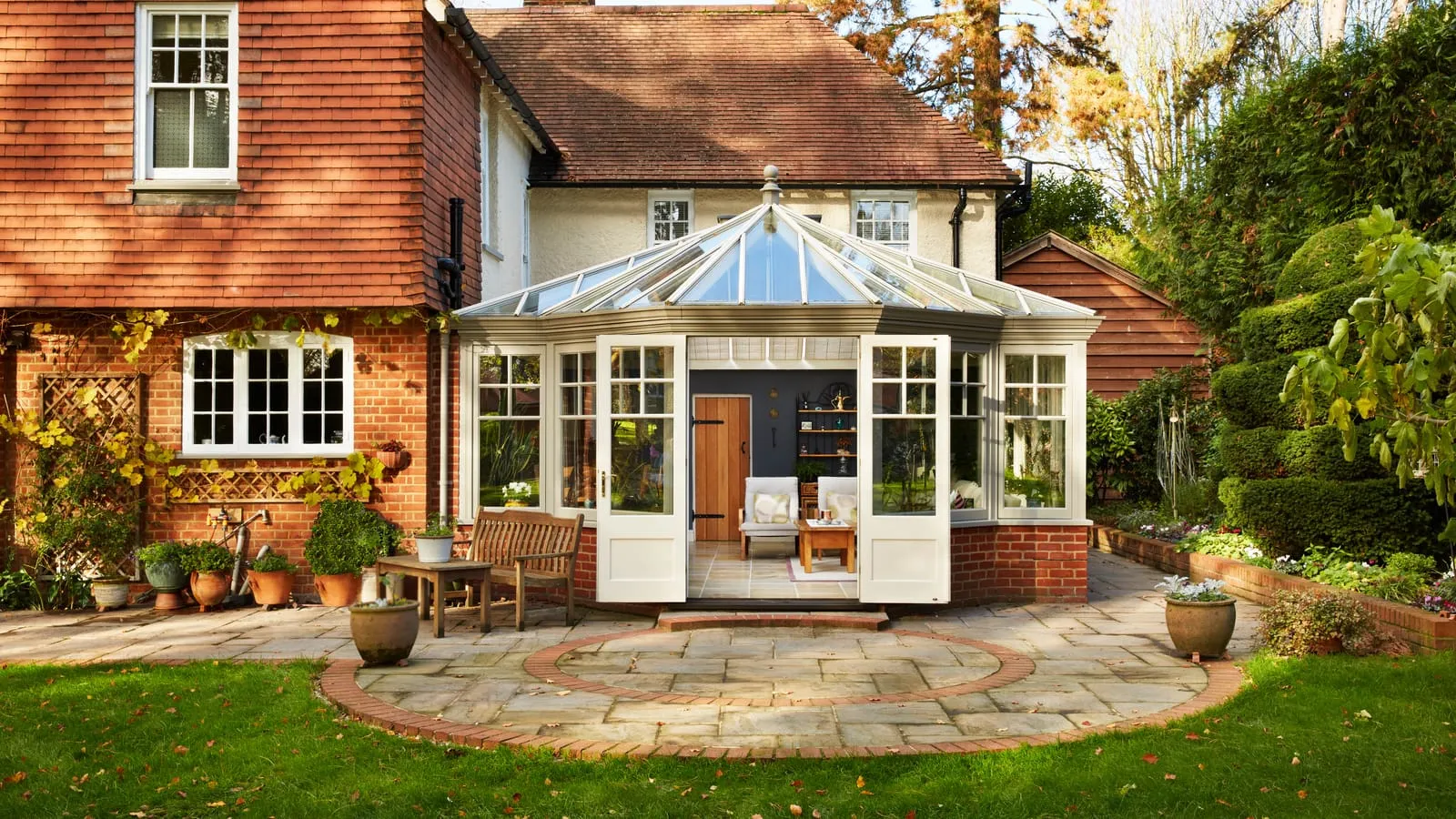 Mehr Platz für Familie und Gäste mit Wintergarten Anbau Wohnzimmer