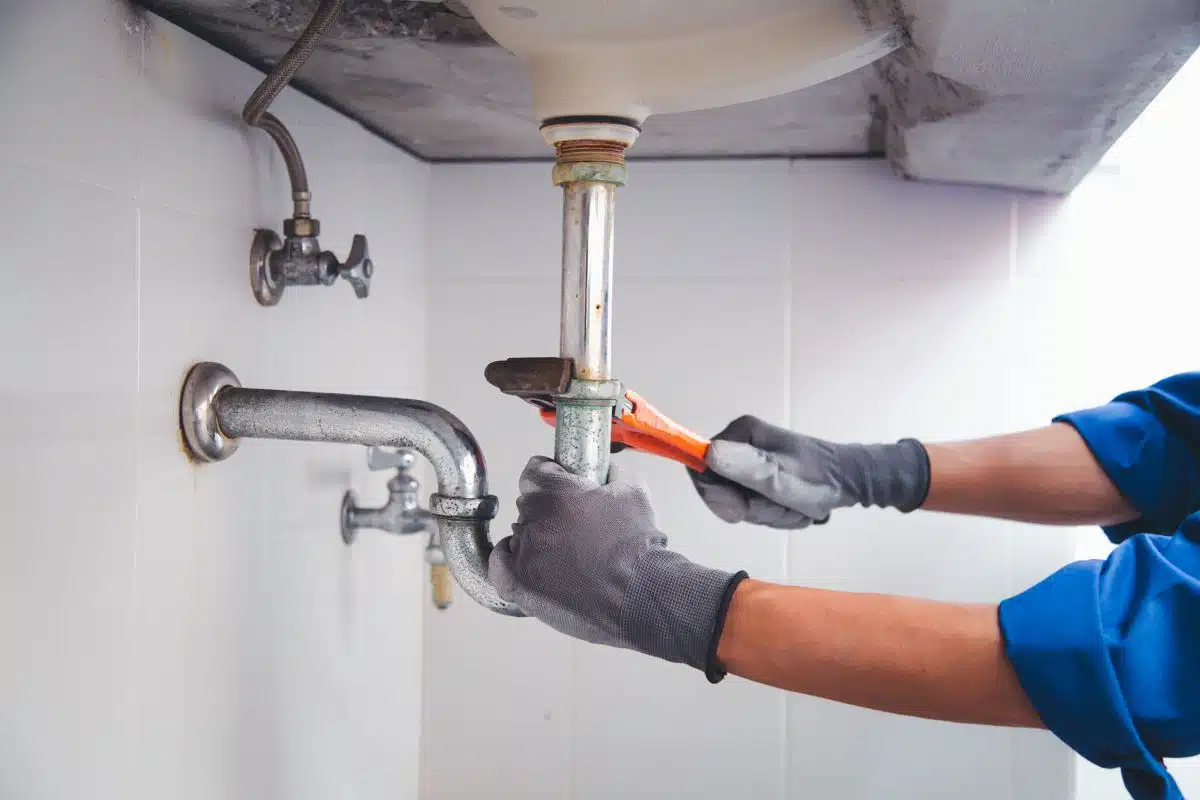 Effektive Rohrreinigung, um Schäden an Ihrem Zuhause zu verhindern