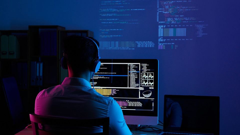 Warum eine Partnerschaft mit einer Headhunter IT-Firma Ihre Tech-Rekrutierungsstrategie aufwerten kann
